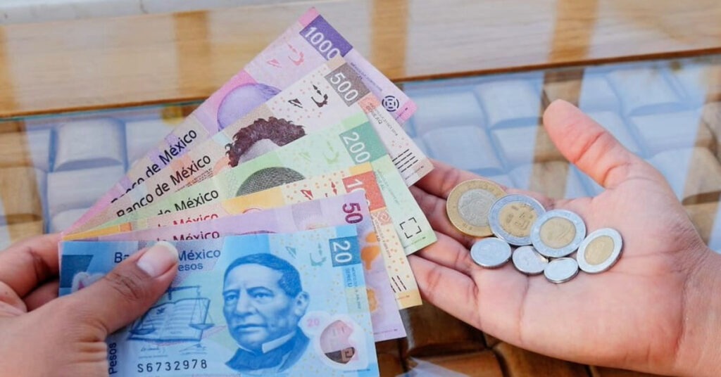 Mexican peso appreciation strengthens as dollar weakens, reaches eight month high